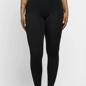 Nama Body Butter Contour Legging